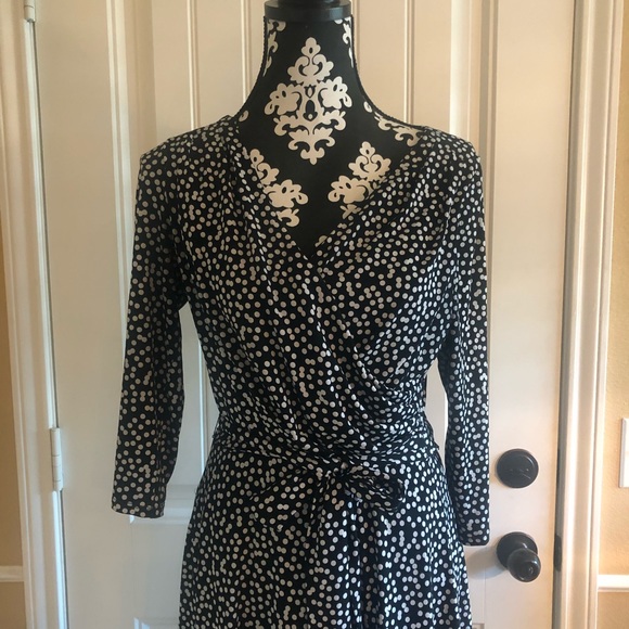 White House Black Market Dress, size 10 - Picture 2 of 3